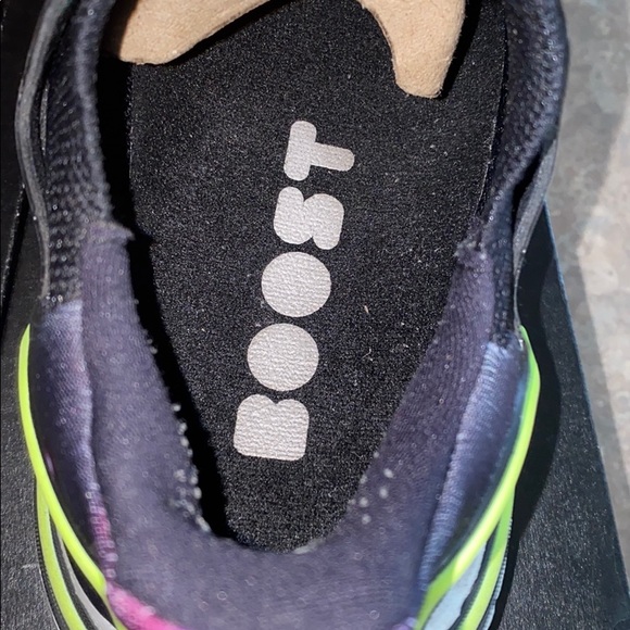 Adidas - Picture 3 of 6